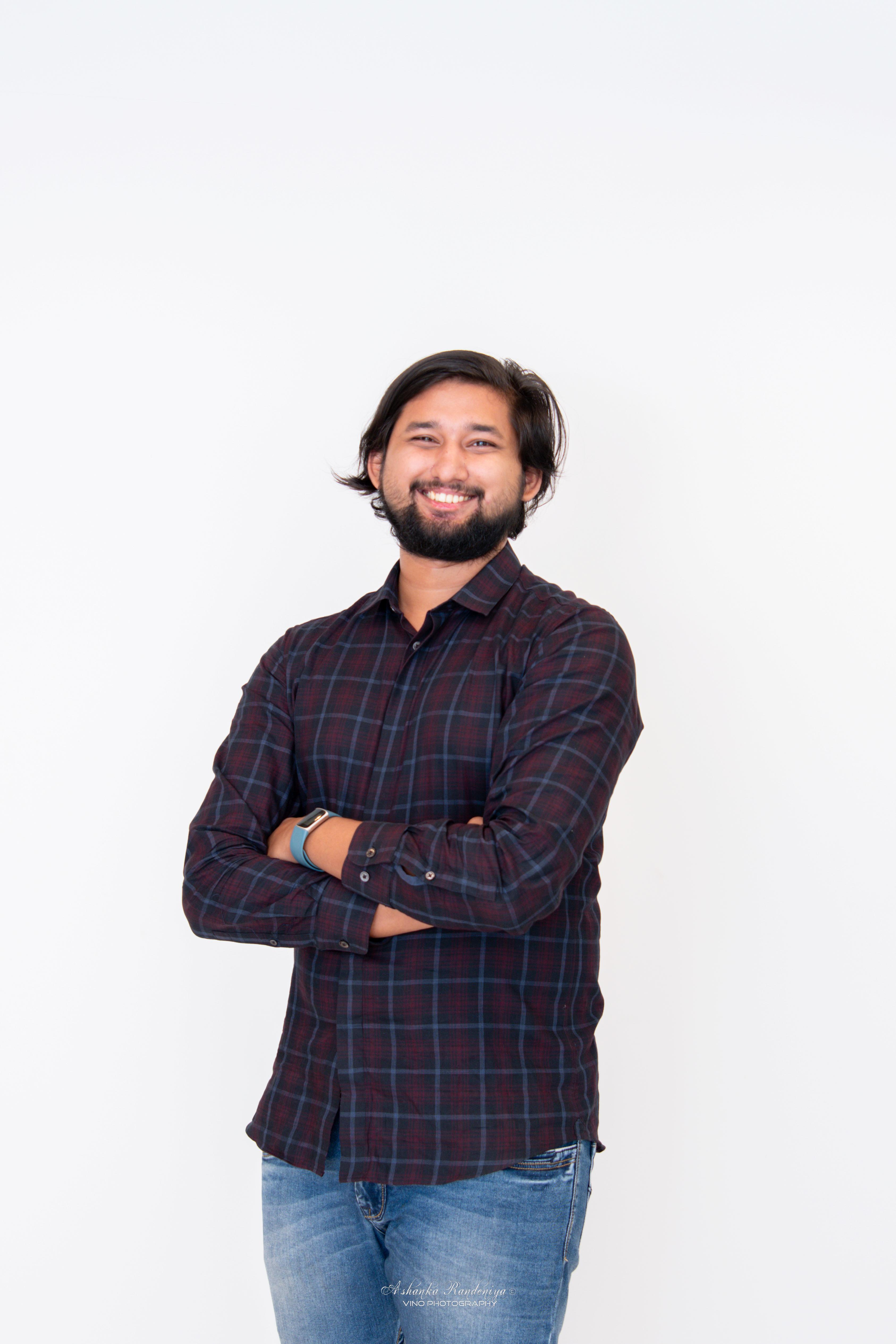 Portrait of Ryan Kuruppu